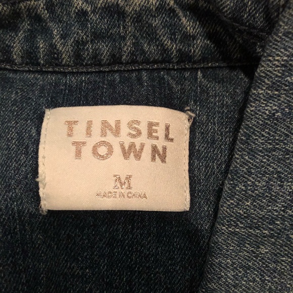 Rare jean jacket - Picture 2 of 3